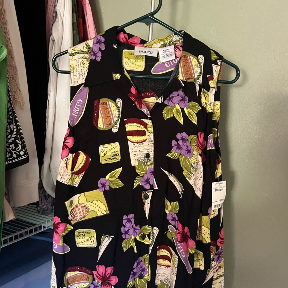 Floral and Label Print Sleeveless Blouse